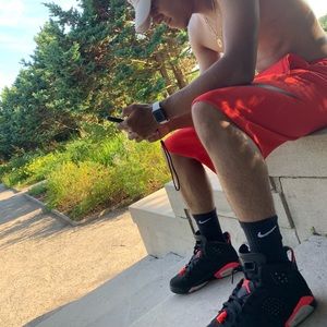 Meet your Posher, Adrian